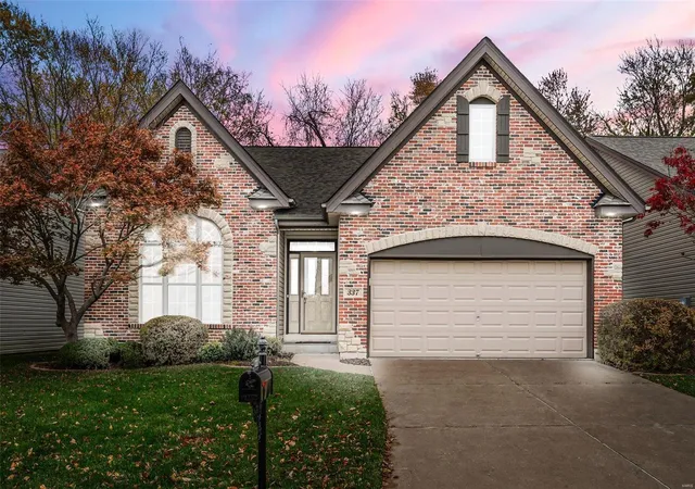 Photo 1 of Sale Pending at 337 Revolution Dr, Saint Peters, MO 63376 | MLS# 24066696 | Listing updated on 2024-12-05
