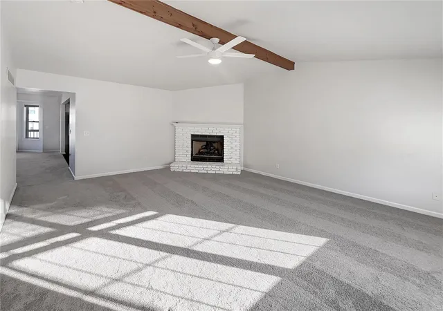 Photo 1 of Single family home for sale at 958 S Brampton Dr, Saint Charles, MO 63304 | MLS# 24066751 | Listing updated on 2024-12-13