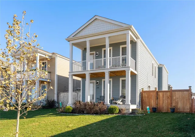 Photo 1 of Sale Pending at 20 Freehold Rock Pl, Saint Charles, MO 63301 | MLS# 24066861 | Listing updated on 2024-12-11