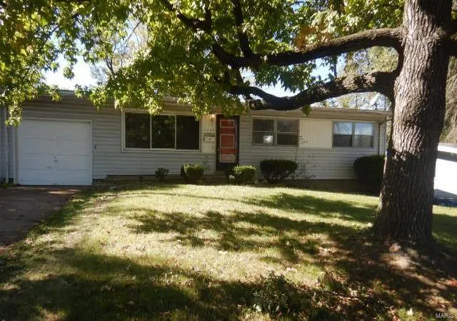 Photo 1 of Single family home for sale at 9225 Clarion Dr, Saint Louis, MO 63136 | MLS# 24067075 | Listing updated on 2024-12-10