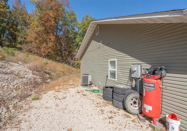 Photo 4 of Single family home for sale at 45 Justin Ave, Van Buren, MO 63965 | MLS# 24067080 | Listing updated on 2024-11-19