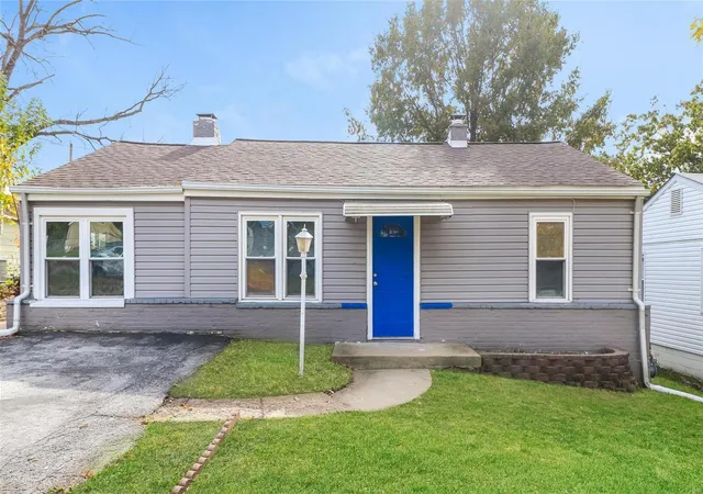 Photo 2 of Single family home for sale at 9608 Flora Ave, Saint Louis, MO 63114 | MLS# 24067121 | Listing updated on 2025-03-10