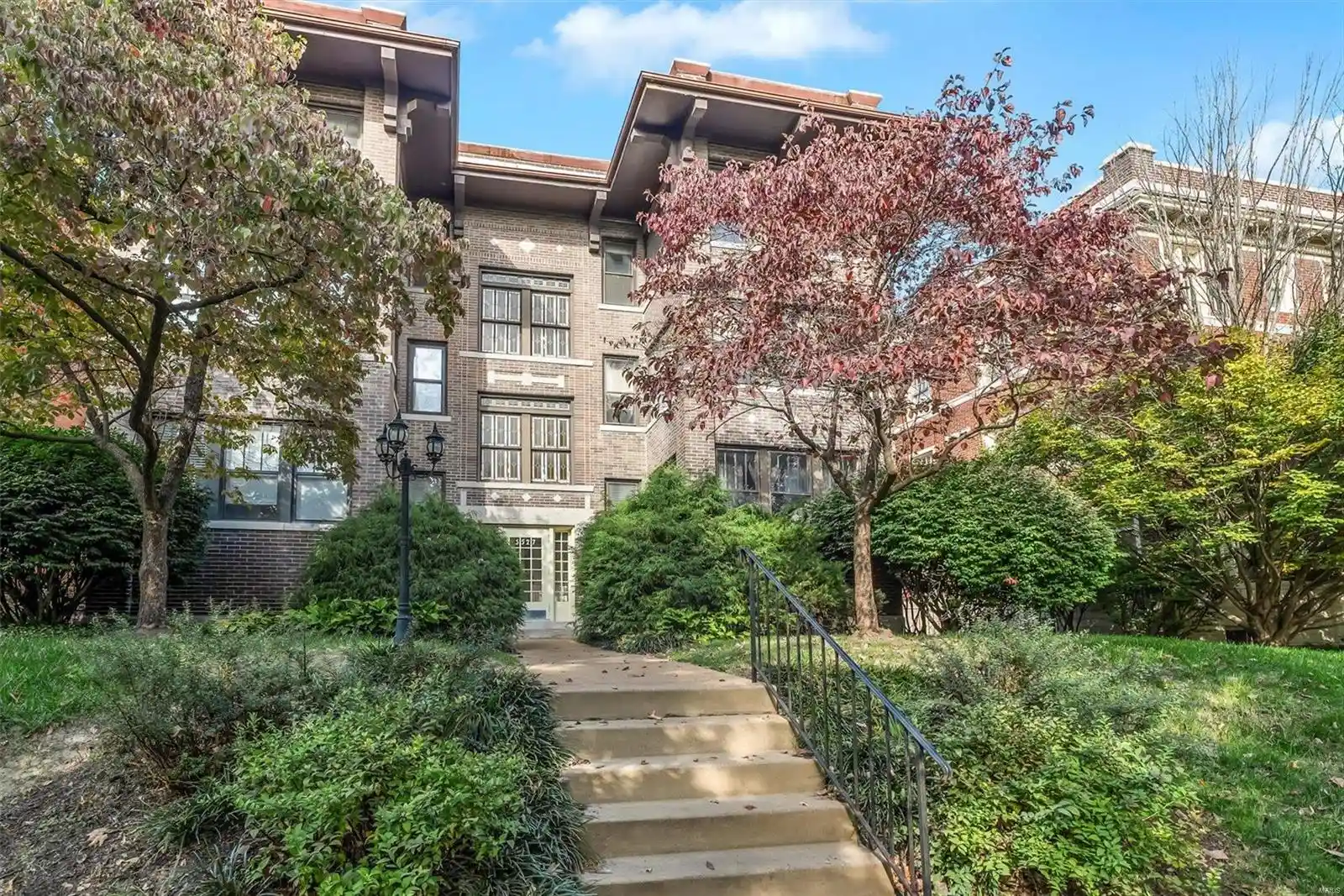 Listing Photo 1 - Condo for sale in 5527 Waterman Blvd located at 5527 Waterman Blvd, St. Louis, MO 63112 - Unit #3E