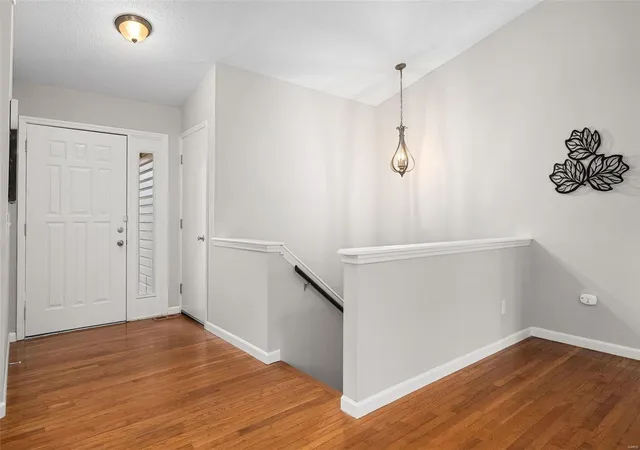 Photo 3 of Single family home for sale at 807 Briarwood Ct, Lake Saint Louis, MO 63367 | MLS# 24067202 | Listing updated on 2024-11-26