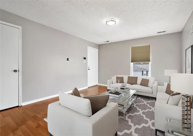 Photo 4 of Condo for sale at 754 Delray Dr #F, Saint Peters, MO 63376 | MLS# 24067300 | Listing updated on 2024-12-09