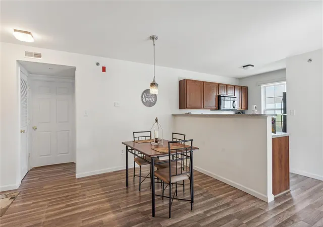 Photo 4 of Condo for sale at 12103 Spring Crk Ln, O Fallon, MO 63368 | MLS# 24067304 | Listing updated on 2025-03-19