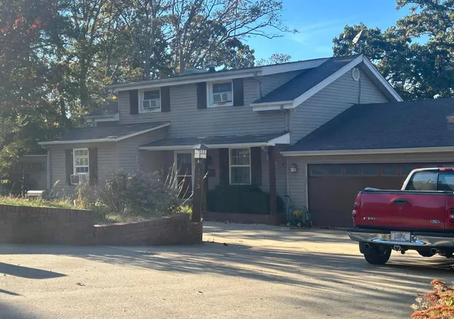 Photo 2 of Sale Pending at 1773 Lake Shore Dr, Owensville, MO 65066 | MLS# 24067345 | Listing updated on 2024-11-04