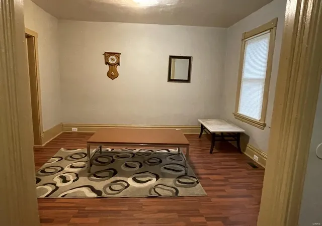 Photo 3 of Single family home for sale at 3316 Oxford Ave, Saint Louis, MO 63143 | MLS# 24067441 | Listing updated on 2024-10-28