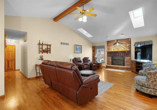 Photo 3 of Single family home for sale at 52 W Hwy U, Troy, MO 63379 | MLS# 24067477 | Listing updated on 2024-12-09