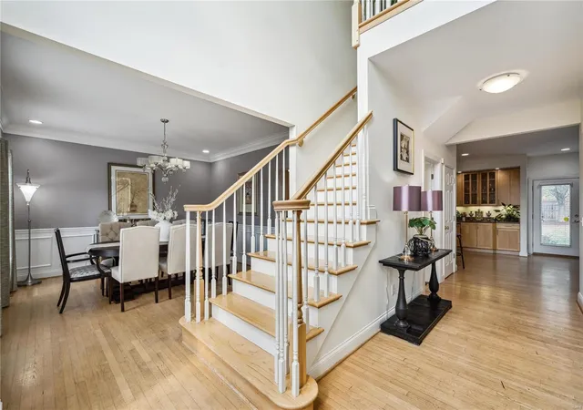Photo 2 of Single family home for sale at 544 Mapleview Dr, Saint Louis, MO 63130 | MLS# 24067548 | Listing updated on 2024-12-18