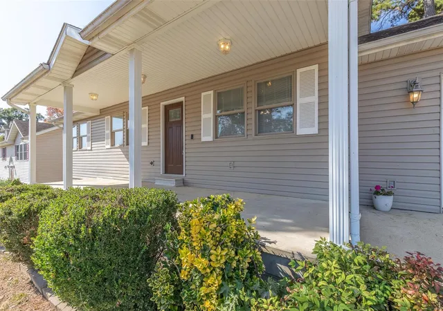5th image of 3079 Elaine Ave, Poplar Bluff, MO 63901 | MLS# 24067576