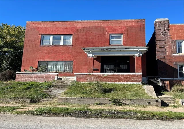 Photo 1 of Single family home for sale at 3067 Marcus Ave, Saint Louis, MO 63115 | MLS# 24067684 | Listing updated on 2024-11-20