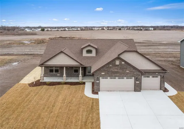 4th image of 700 Creekside Ct, O'fallon, IL 62269 | MLS# 24067711