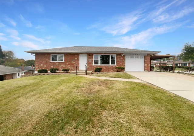 Photo 1 of Single family home for sale at 10021 Shea Dr, Saint Louis, MO 63123 | MLS# 24067770 | Listing updated on 2024-11-21