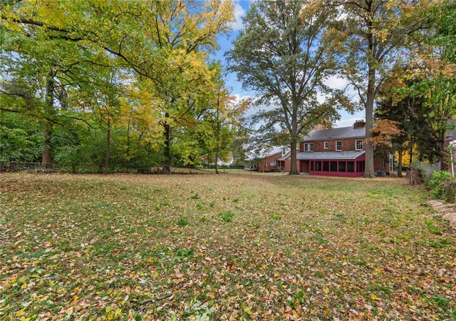 33rd image of 59 Greendale Dr, Saint Louis, MO 63121 | MLS# 24067781
