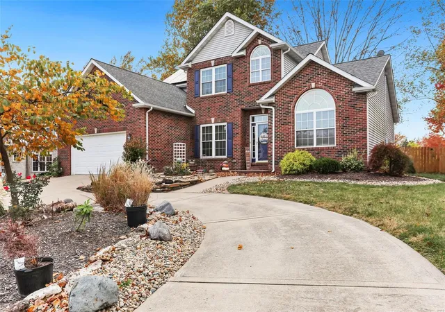 Photo 2 of Single family home for sale at 5 Yorkshire Ct, Edwardsville, IL 62025 | MLS# 24067808 | Listing updated on 2024-11-05