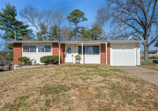 Photo 1 of Single family home for sale at 10331 Chesley Dr, Saint Louis, MO 63136 | MLS# 24067868 | Listing updated on 2025-03-18