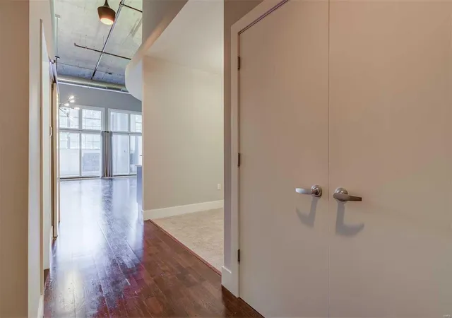 Photo 4 of Condo for sale at 4100 Forest Park Ave #122, Saint Louis, MO 63108 | MLS# 24067877 | Listing updated on 2024-11-27