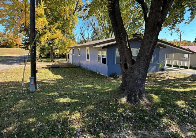 Photo 2 of Sale Pending at 484 N Turnbaugh St, Puxico, MO 63960 | MLS# 24067923 | Listing updated on 2024-11-13