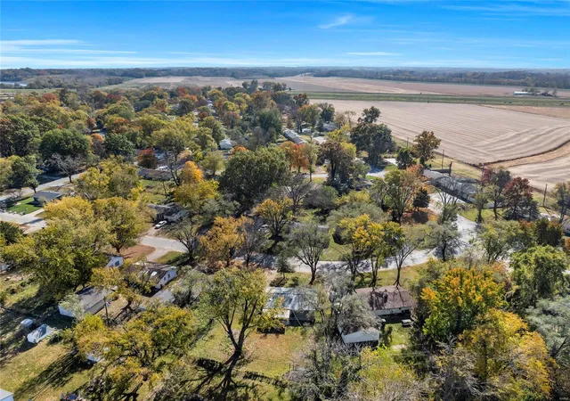 Photo 2 of Single family home for sale at 14 W Adams Dr, East Saint Louis, IL 62206 | MLS# 24068081 | Listing updated on 2024-12-02