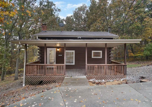Photo 1 of Sale Pending at 11354 Panther Ridge Dr, Sainte Genevieve, MO 63670 | MLS# 24068092 | Listing updated on 2024-11-13
