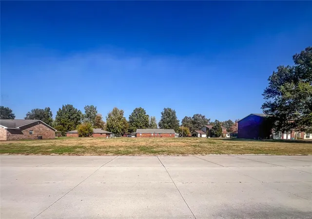 Photo 1 of Land for sale at 814 W Wakefield, Sikeston, MO 63801 | MLS# 24068106 | Listing updated on 2024-10-30