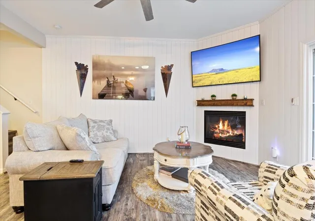 Photo 2 of Sale Pending at 31 Bluff Ridge Dr #1b, Unincorporated, MO 65049 | MLS# 24068117 | Listing updated on 2024-11-08