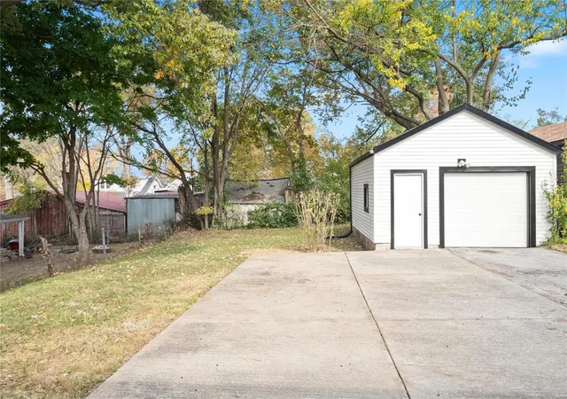 Photo 3 of Single family home for sale at 9063 Burton Ave, Saint Louis, MO 63114 | MLS# 24068294 | Listing updated on 2024-11-22