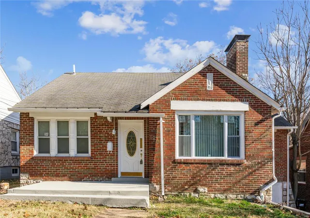 image of 12 S Clark Ave, Saint Louis, MO 63135 | MLS# 24068452