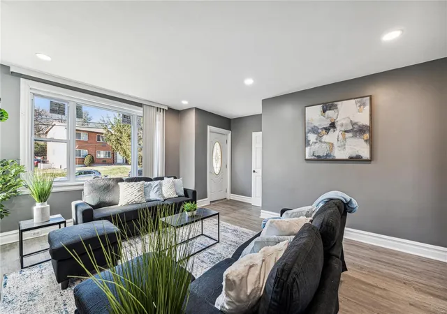 image of 12 S Clark Ave, Saint Louis, MO 63135 | MLS# 24068452