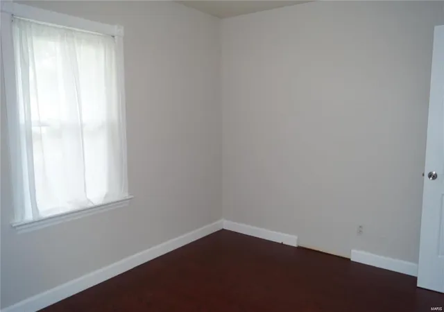 Photo 2 of Single family home for sale at 4 Regina Ct, Florissant, MO 63031 | MLS# 24068583 | Listing updated on 2024-10-31