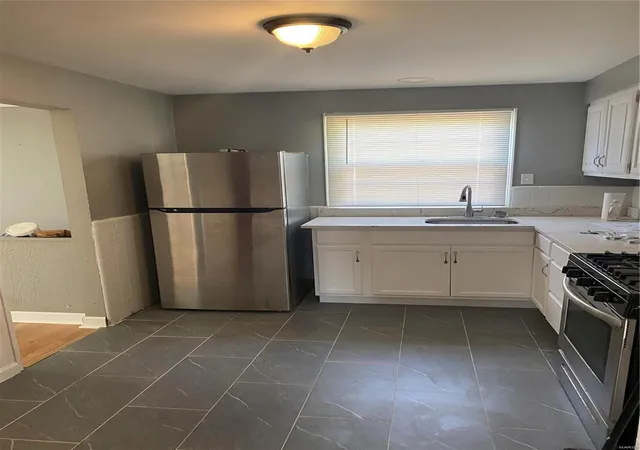 Photo 3 of Single family home for sale at 627 Farlo Dr, Saint Louis, MO 63137 | MLS# 24068593 | Listing updated on 2024-11-01