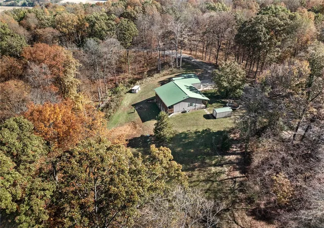 Photo 4 of Single family home for sale at 4418 County Road 634, Cape Girardeau, MO 63701 | MLS# 24068594 | Listing updated on 2024-11-21