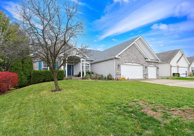 Photo 2 of Single family home for sale at 72 Ancestry Ct, Saint Peters, MO 63376 | MLS# 24068750 | Listing updated on 2024-12-16