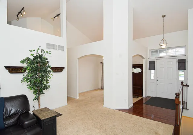 Photo 4 of Single family home for sale at 72 Ancestry Ct, Saint Peters, MO 63376 | MLS# 24068750 | Listing updated on 2024-12-16