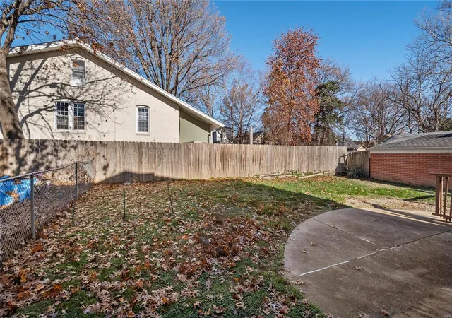 Photo 15 of Single family home for sale at 7235 El Moro Ave, Saint Louis, MO 63117 | MLS# 24068755 | Listing updated on 2024-12-07