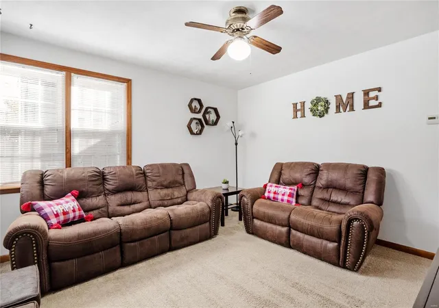 Photo 4 of Sale Pending at 210 Columbia Ave, Waterloo, IL 62298 | MLS# 24068811 | Listing updated on 2024-11-21