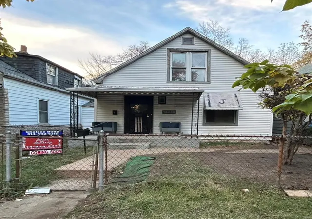 Photo 2 of Single family home for sale at 5335 Labadie Ave, Saint Louis, MO 63120 | MLS# 24068861 | Listing updated on 2024-12-09
