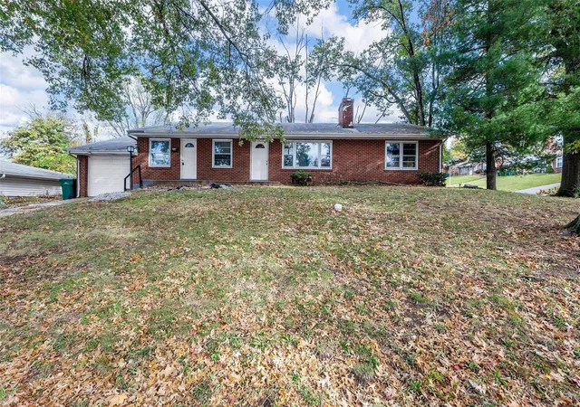 Photo 1 of Sale Pending at 9472 Yorktown Dr, Saint Louis, MO 63137 | MLS# 24068891 | Listing updated on 2024-11-25