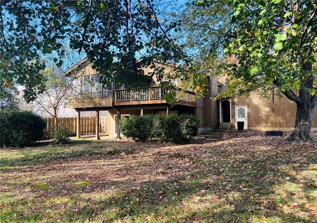 Photo 2 of Single family home for sale at 4506 Skyridge Dr, Saint Louis, MO 63128 | MLS# 24069038 | Listing updated on 2024-12-09