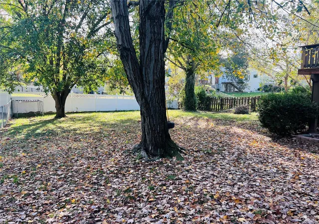 Photo 3 of Single family home for sale at 4506 Skyridge Dr, Saint Louis, MO 63128 | MLS# 24069038 | Listing updated on 2024-12-09