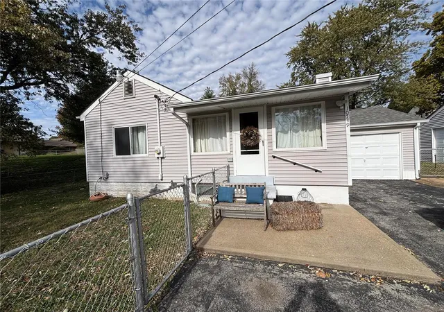 Photo 1 of Single family home for sale at 10749 Decker Ave, Saint Louis, MO 63114 | MLS# 24069079 | Listing updated on 2024-11-11