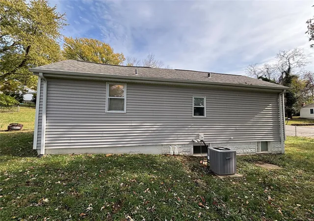 Photo 4 of Single family home for sale at 10749 Decker Ave, Saint Louis, MO 63114 | MLS# 24069079 | Listing updated on 2024-11-11