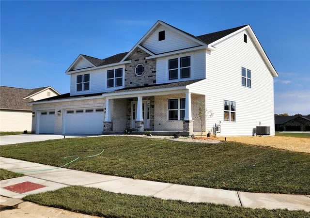 3rd image of 705 Sturbridge Trl, O Fallon, IL 62269 | MLS# 24069091
