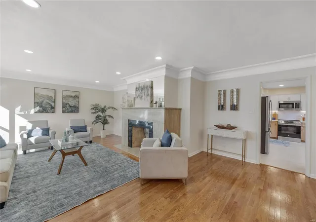 Photo 3 of Single family home for sale at 5338 Tamm Ave, Saint Louis, MO 63109 | MLS# 24069115 | Listing updated on 2025-03-17
