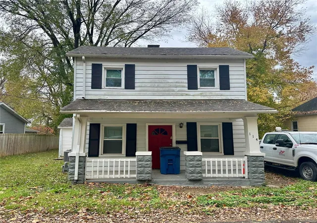 Photo 1 of Single family home for sale at 114 Glen St, Collinsville, IL 62234 | MLS# 24069124 | Listing updated on 2024-11-20