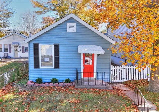 Photo 1 of Single family home for sale at 4740 Adkins, Saint Louis, MO 63116 | MLS# 24069234 | Listing updated on 2024-11-18