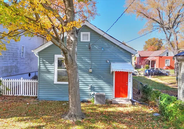 Photo 3 of Single family home for sale at 4740 Adkins, Saint Louis, MO 63116 | MLS# 24069234 | Listing updated on 2024-11-18