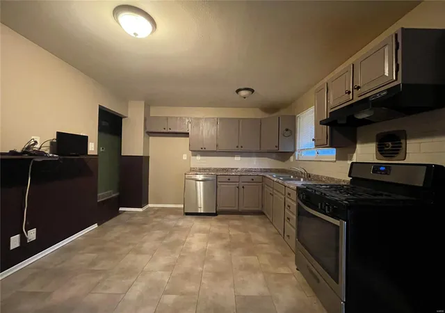 Photo 3 of Single family home for sale at 3600 Brown Rd, Saint Louis, MO 63114 | MLS# 24069405 | Listing updated on 2024-11-10