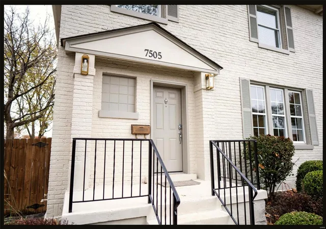 Photo 2 of Single family home for sale at 7505 Teasdale, Saint Louis, MO 63130 | MLS# 24069428 | Listing updated on 2024-12-09